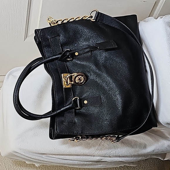 Michael Kors Large Hamilton Saffiano Bag - Picture 3 of 15